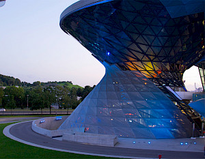 Erlebniszentrum BMW Welt in München